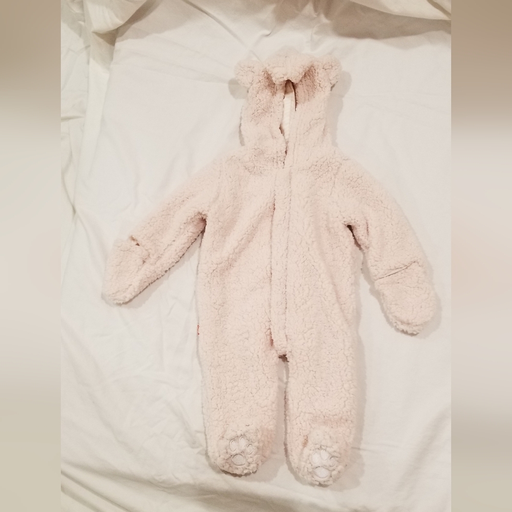 Magnetic Me magnet closure snow suit